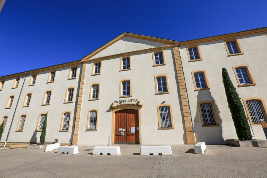 BALADE PATRIMONIALE : LE PALAIS DE JUSTICE | Site de Roannais ...